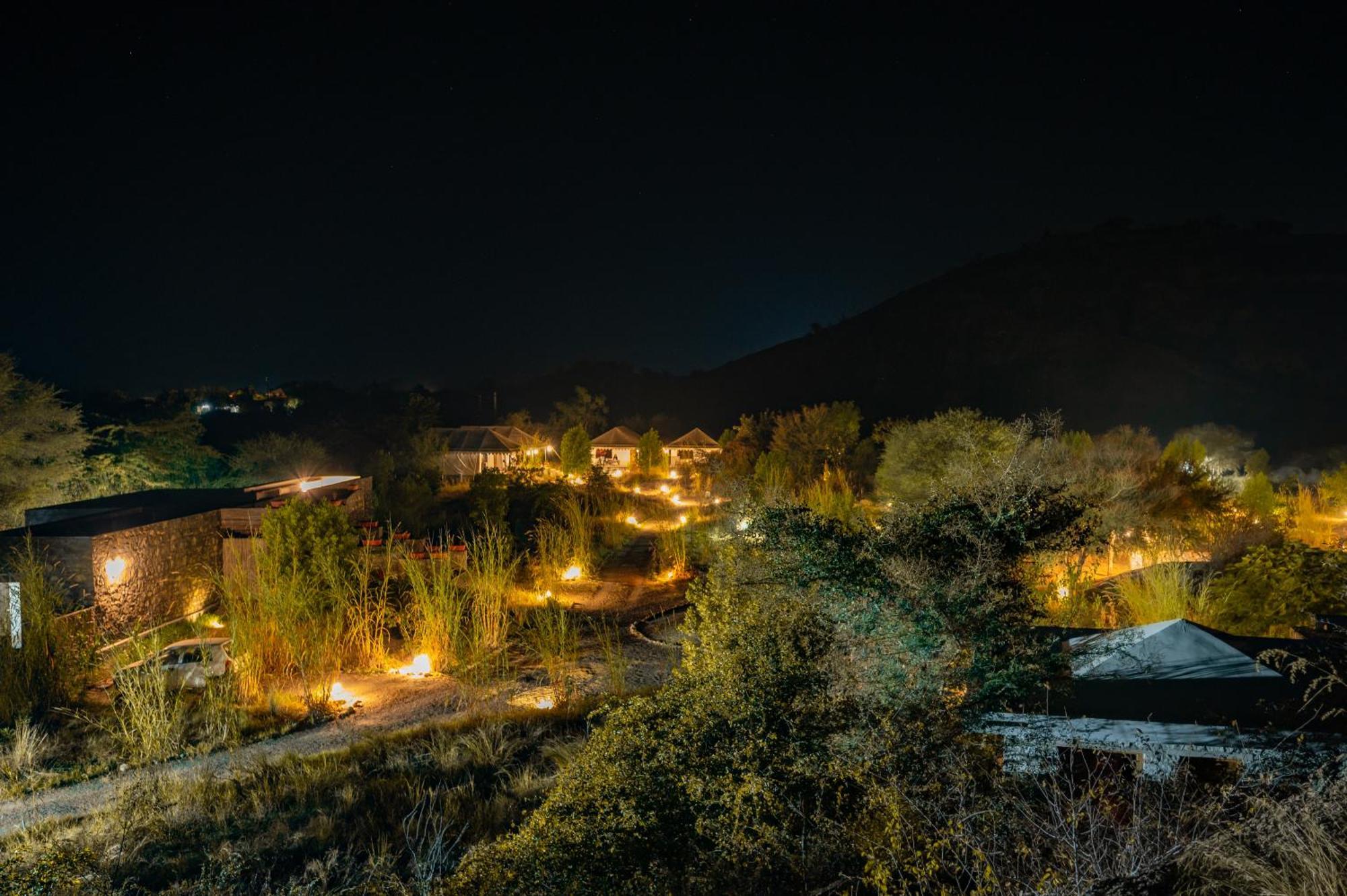 Hotel Clarks Safari Jawai Jawai Bandh Zewnętrze zdjęcie